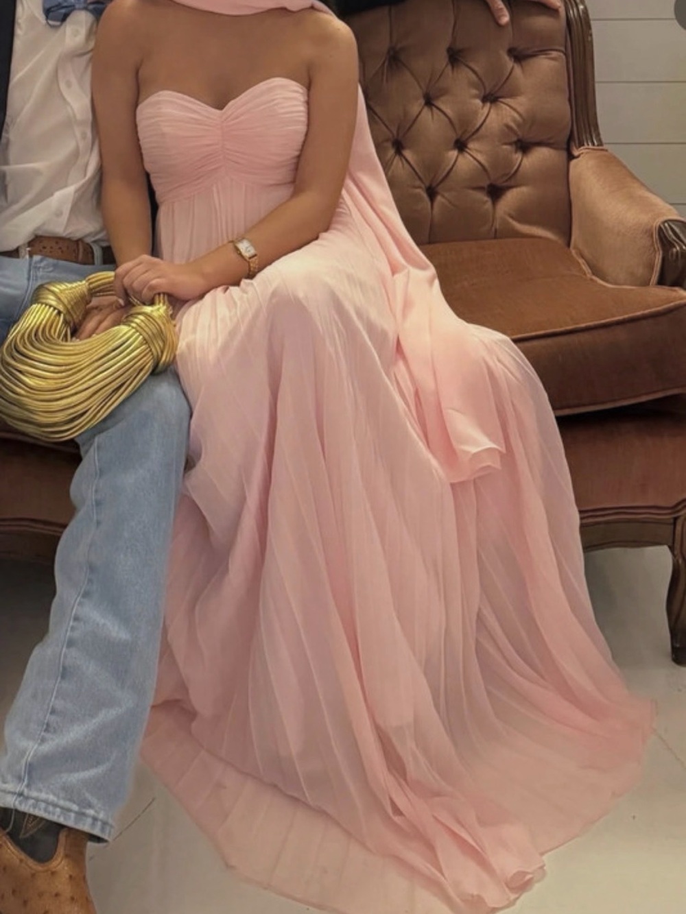 Elegant Strapless Pink Chiffon Evening Gown